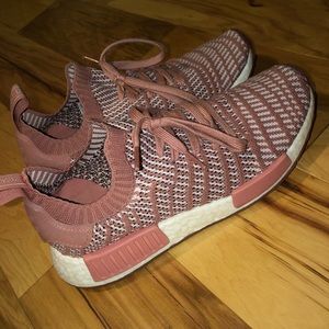 Adidas NMD R1 Primeknit Ash Pink